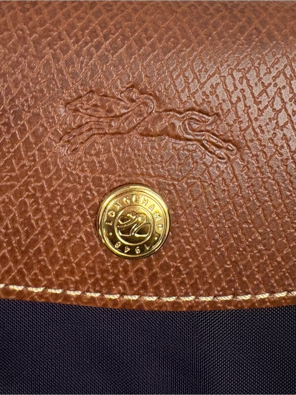 Longchamp Gold Logo Keychain Charm - Picture 3 of 8